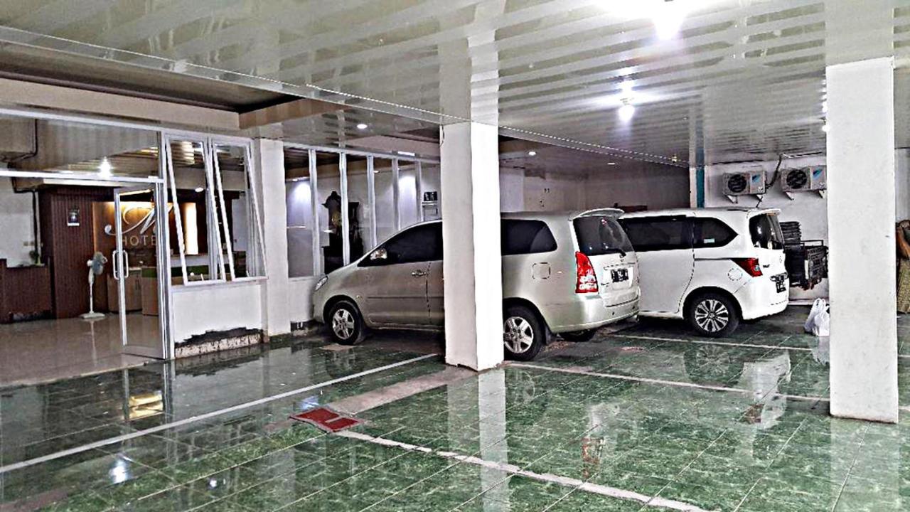 Mitra Hotel Yogyakarta Exterior photo