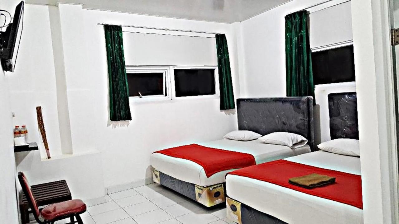 Mitra Hotel Yogyakarta Exterior photo
